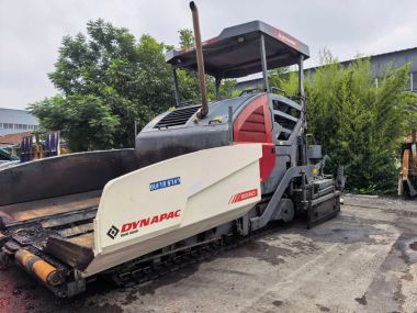 Máy rãi nhựa Dynapac SD2530CS, SX 2015