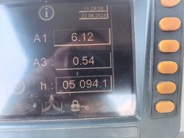 Máy rãi nhựa Dynapac SD2530CS, SX 2015