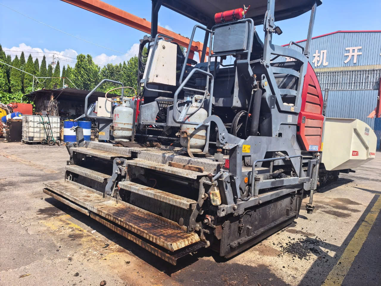Máy rãi nhựa Dynapac SD2530CS, SX 2015